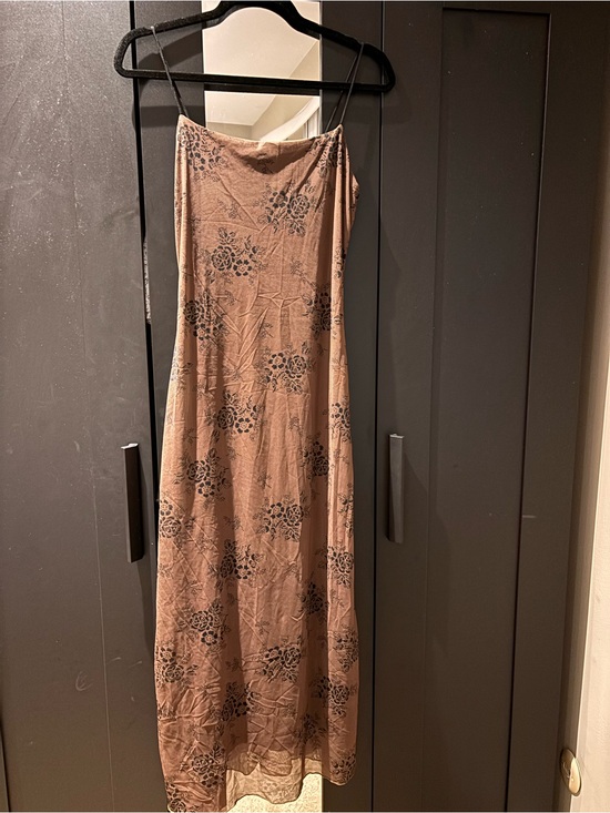 Dresses & Skirts - Brown Slip Dress with Black Floral Print